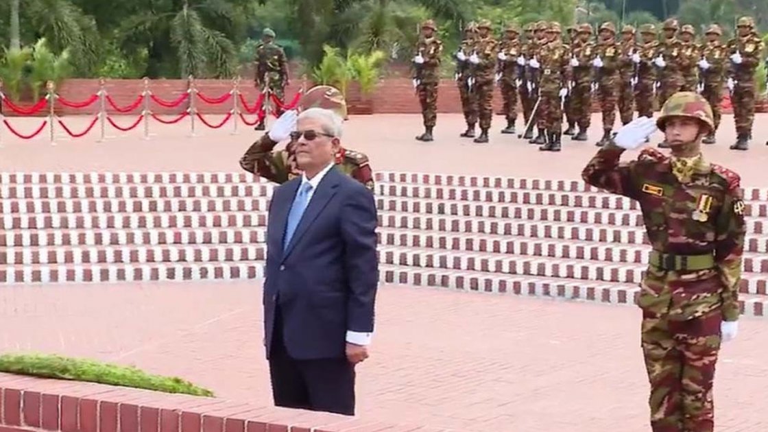 নবনির্বাচিত রাষ্ট্রপতির জাতীয় স্মৃতিসৌধে শ্রদ্ধা নিবেদন