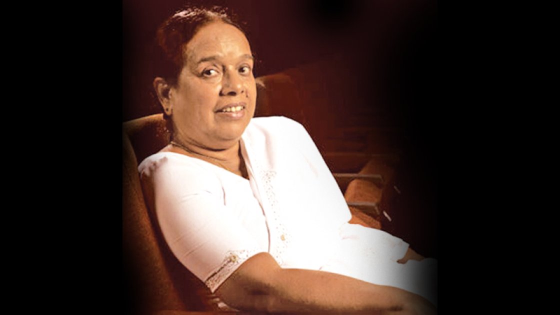 শ্রীলঙ্কার কিংবদন্তি সংগীতশিল্পী নন্দা মালিনী মারা গেছেন