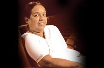 শ্রীলঙ্কার কিংবদন্তি সংগীতশিল্পী নন্দা মালিনী মারা গেছেন