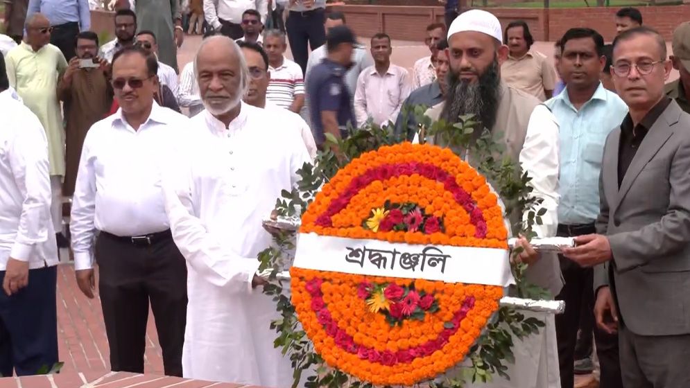 জাতীয় স্মৃতিসৌধে নবনিযুক্ত মন্ত্রীদের শ্রদ্ধা নিবেদন