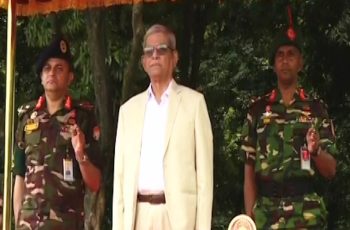 মির্জা ফখরুল ইসলাম আলমগীরের বঙ্গভবনে গার্ড অব অনার প্রদান