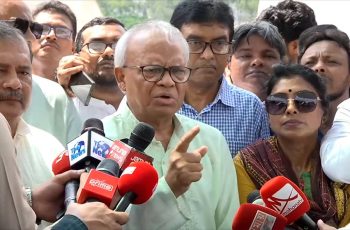 সরকার সংকটেও জনগণের প্রতি দায়বদ্ধতা নিয়ে কাজ করছে: রিজভী