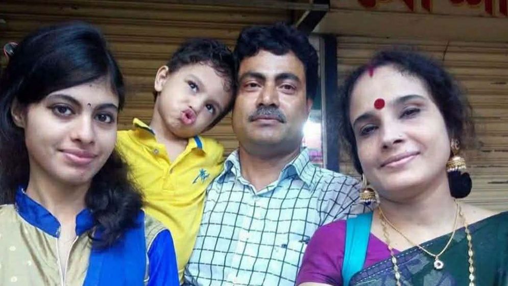 মাদক সেবনে বাধা দেওয়ায় শিক্ষক ও তার পরিবারের ৪ জনকে হত্যা