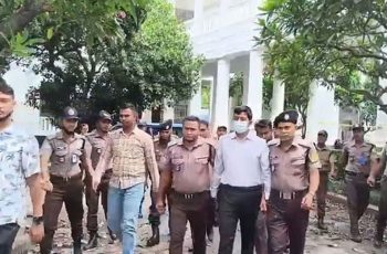 ইলিয়াস আলী গুমের মামলায় বিমানবাহিনীর কর্মকর্তা গ্রেপ্তার