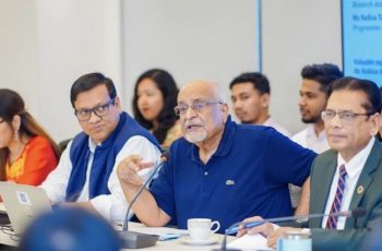 অর্থনীতির পুনরুদ্ধারে স্বচ্ছতা ও সংস্কারের অভাব উদ্বেগজনক
