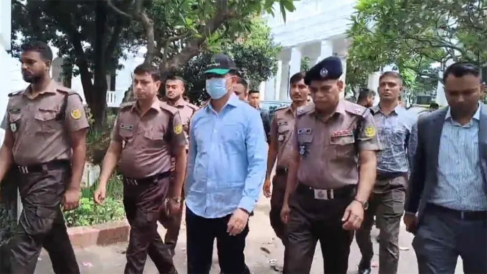 টেকনাফে একরাম হত্যার মামলায় ব্রিগেডিয়ার জেনারেল মিফতাহ-বদি হাজির