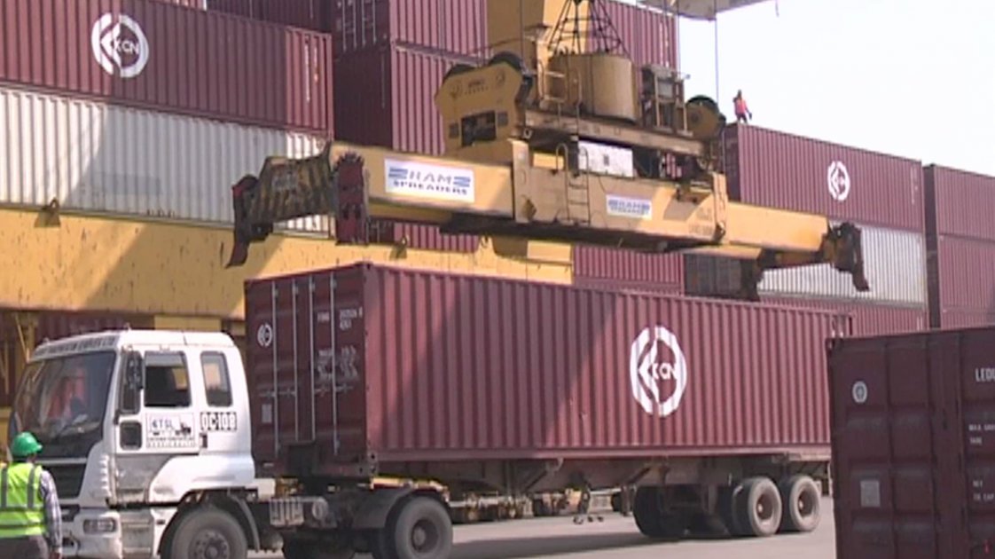 চট্টগ্রাম বন্দরে ১২৬ কনটেইনারের পণ্য ধ্বংসের উদ্যোগ