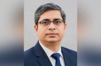 ভূগর্ভস্থ পানির চাপ কমাতে প্রধানমন্ত্রী লবণাক্ত পানি শোধনের নির্দেশনা দিয়েছেন