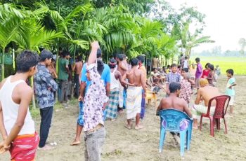 লালমনিরহাটে বিএসএফের সঙ্গে কৃষকদের সংঘর্ষ, অস্ত্র ফেলে পালাল