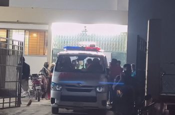 মেহেরপুরে তরুণীর হাত বিচ্ছিন্ন, বাবা-মা আহত