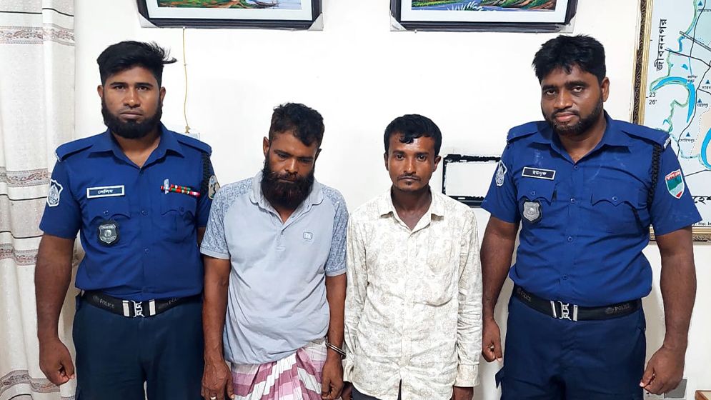 কোটচাঁদপুরে অজ্ঞান পার্টির ২ সদস্য গ্রেফতার, চেতনানাশক ব্যবহার