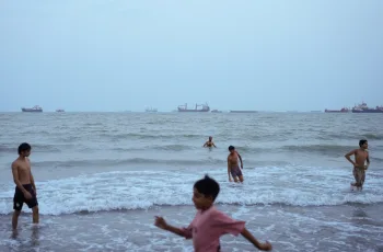 ইরান ও ওমানের মধ্যে অস্থায়ী শিপিং করিডর চুক্তি