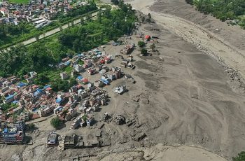 নেপালে আকস্মিক বন্যা ও ভূমিধসে নিহতের সংখ্যা ১৬০