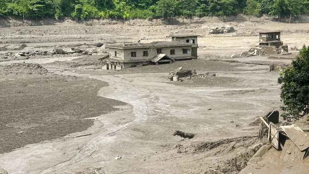 নেপালে ভয়াবহ বন্যার কারণ হিমবাহ ধস, ভূমিকম্প নয়