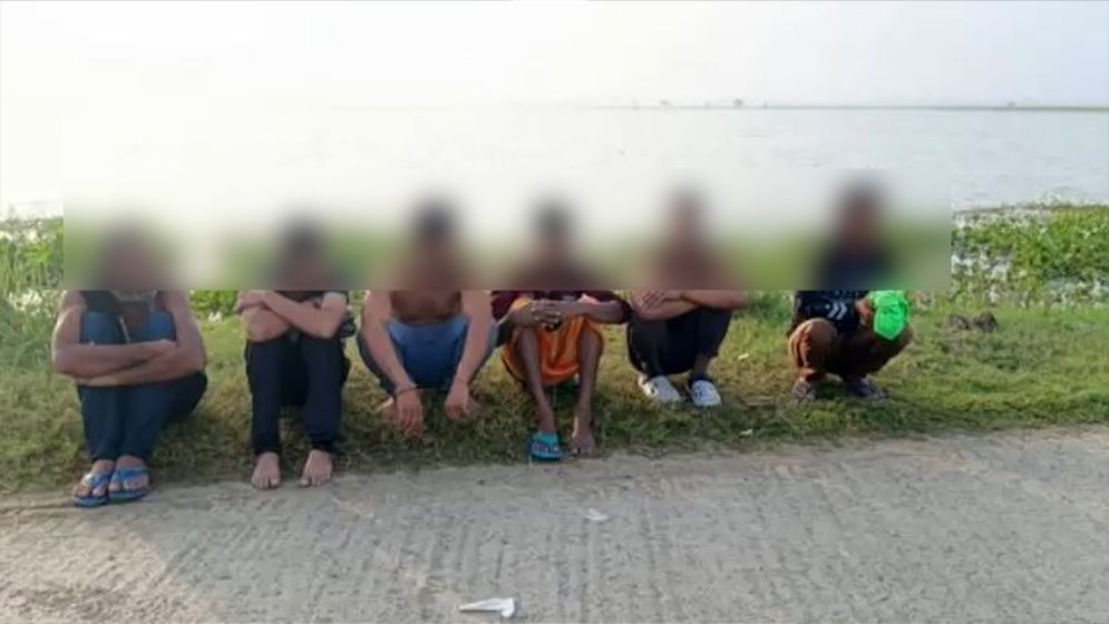 চাঁপাইনবাবগঞ্জ সীমান্তে পুশ-ইন চেষ্টা প্রতিহত করেছে বিজিবি