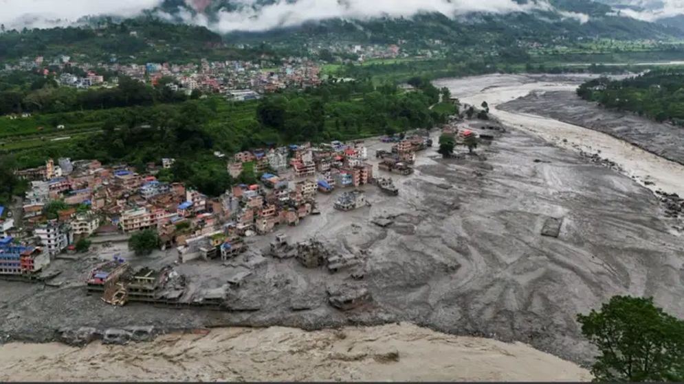 নেপালে বন্যা-ভূমিধসে নিহতের সংখ্যা বেড়ে ২৭০