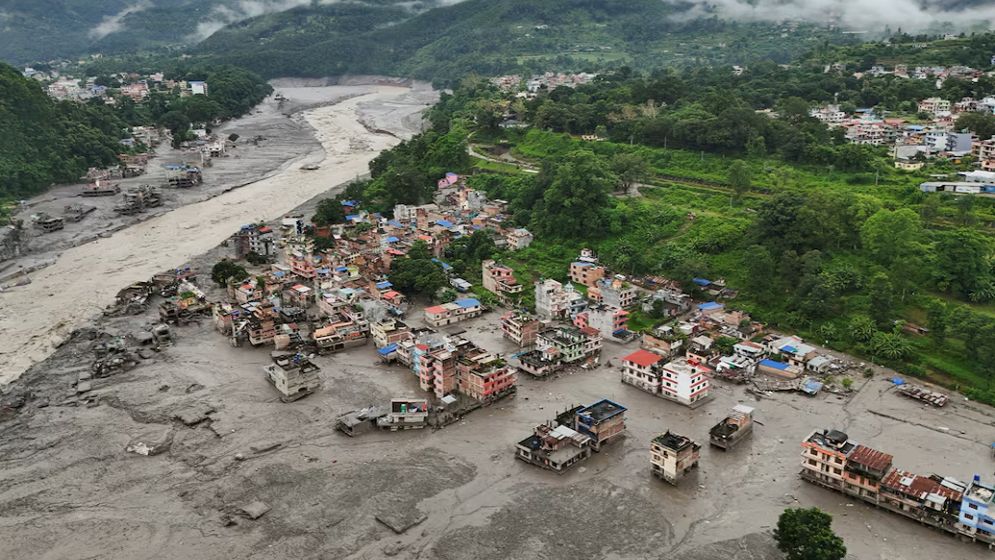 নেপালে বন্যা ও ভূমিধসে মৃতের সংখ্যা বেড়ে ৩৯০, নিখোঁজ ১৫০০