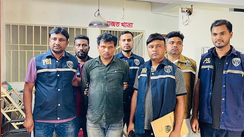 যশোরে মাকে হত্যা, ছেলে গ্রেফতার