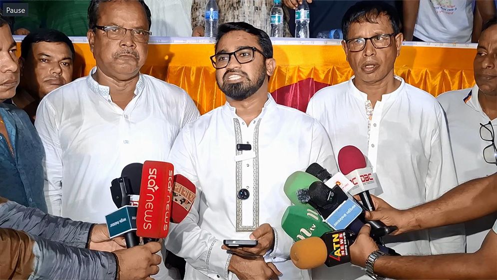 আ. লীগ ও জামায়াত-এনসিপি সরকারের পতনের স্বপ্ন দেখছে: রাশেদ খান