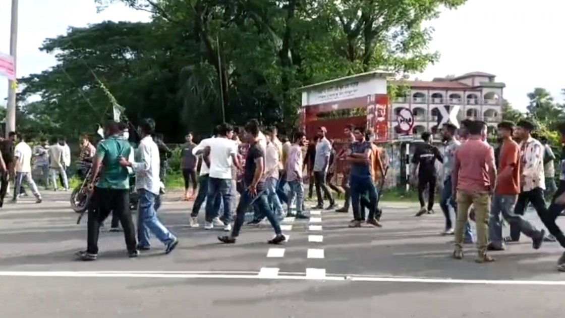 নোয়াখালীতে ছাত্রদলের কমিটি নিয়ে সংঘর্ষ, আহত ৭