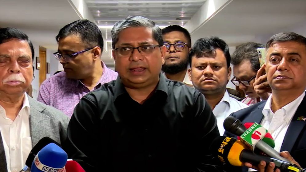 মালয়েশিয়া নেবে ২ লাখ বাংলাদেশি শ্রমিক, শুরু হবে সেপ্টেম্বর থেকে