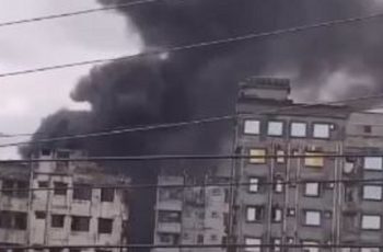 বাসাবোতে ঝুট গোডাউনে আগুন, ফায়ার সার্ভিসের দ্রুত উদ্ধার