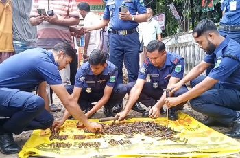 বগুড়ায় ড্রেন খননকালে ৩৩৪ রাউন্ড রাইফেলের গুলি উদ্ধার