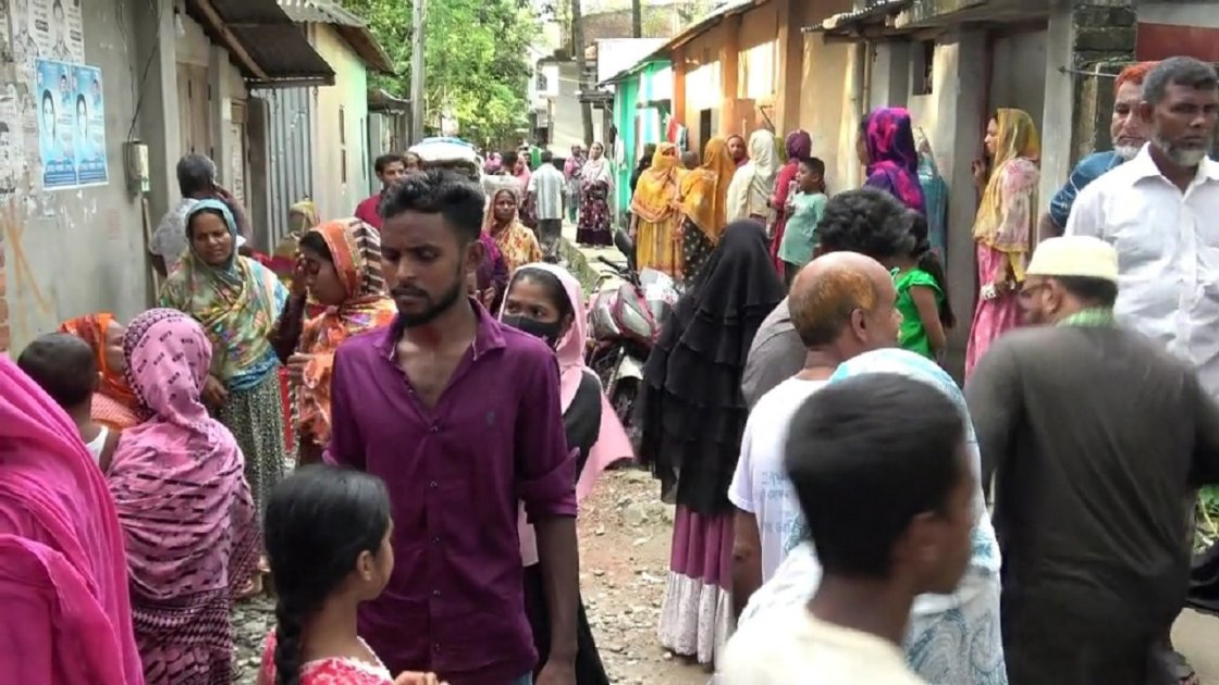 নাটোরে সেপটিক ট্যাংকে পড়ে শহীদ পিতার মৃত্যু