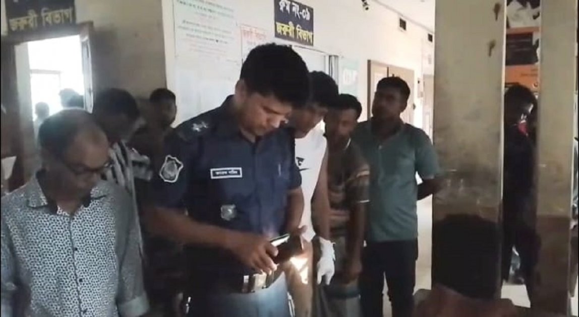 সীমান্তে ভারতীয় চোরাকারবারিদের গুলিতে বাংলাদেশি যুবক নিহত