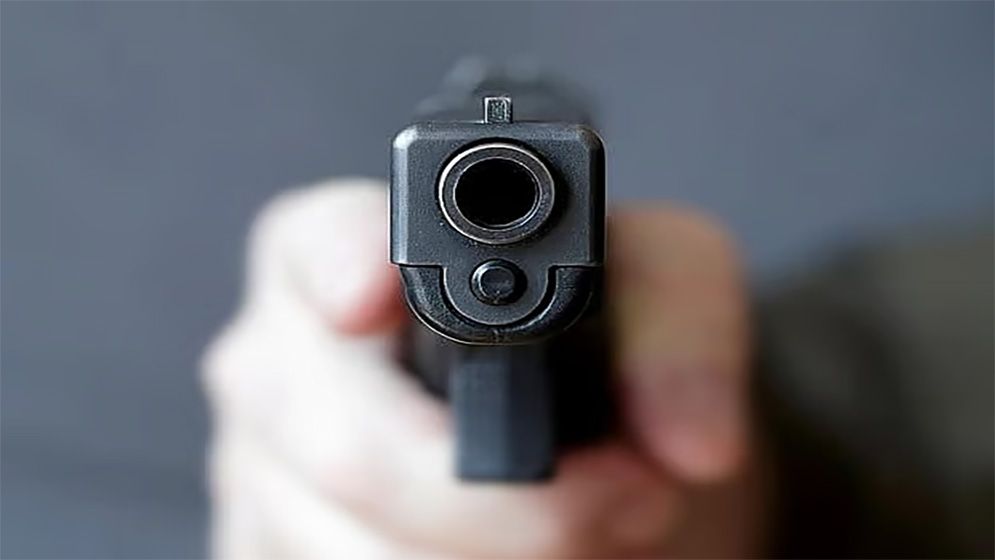 রাজধানীর গেন্ডারিয়ায় গুলিতে নারীসহ ৩ জন আহত