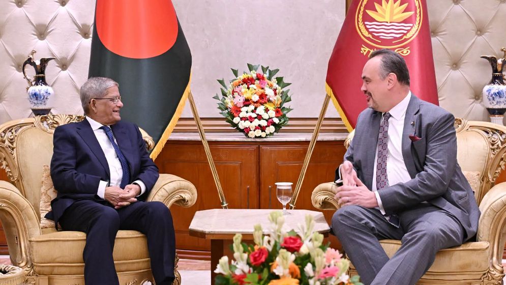 রাষ্ট্রপতি যুক্তরাষ্ট্রে ভিসা বন্ড ব্যবস্থা সহজ করার আহ্বান জানিয়েছেন