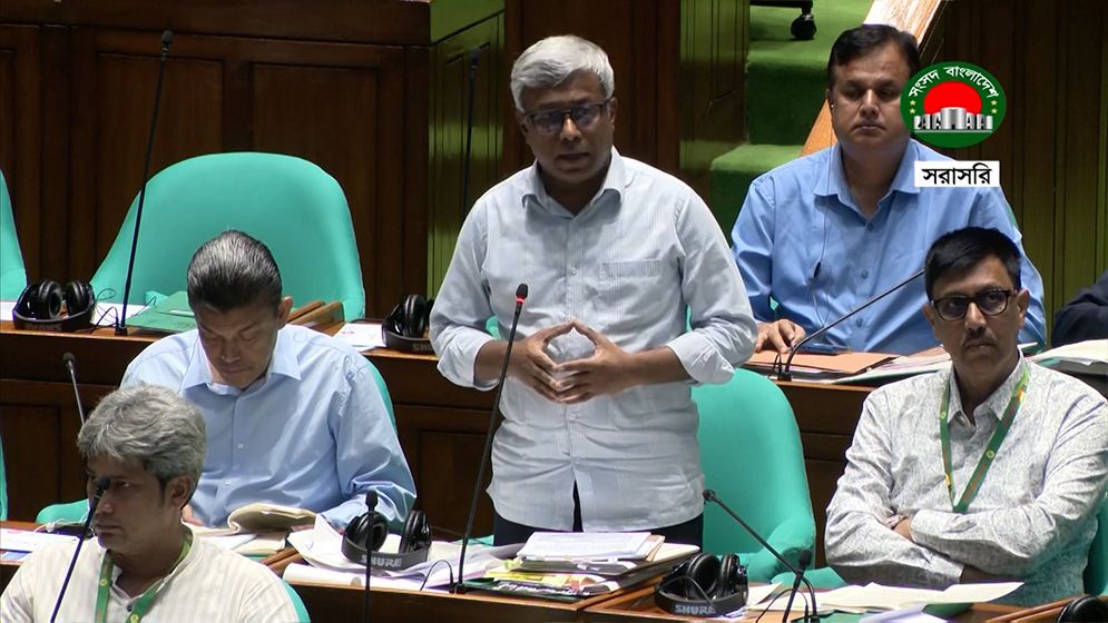 আগামী ১৫ দিনে বিদ্যুৎ পরিস্থিতির উন্নতি হবে: প্রতিমন্ত্রী