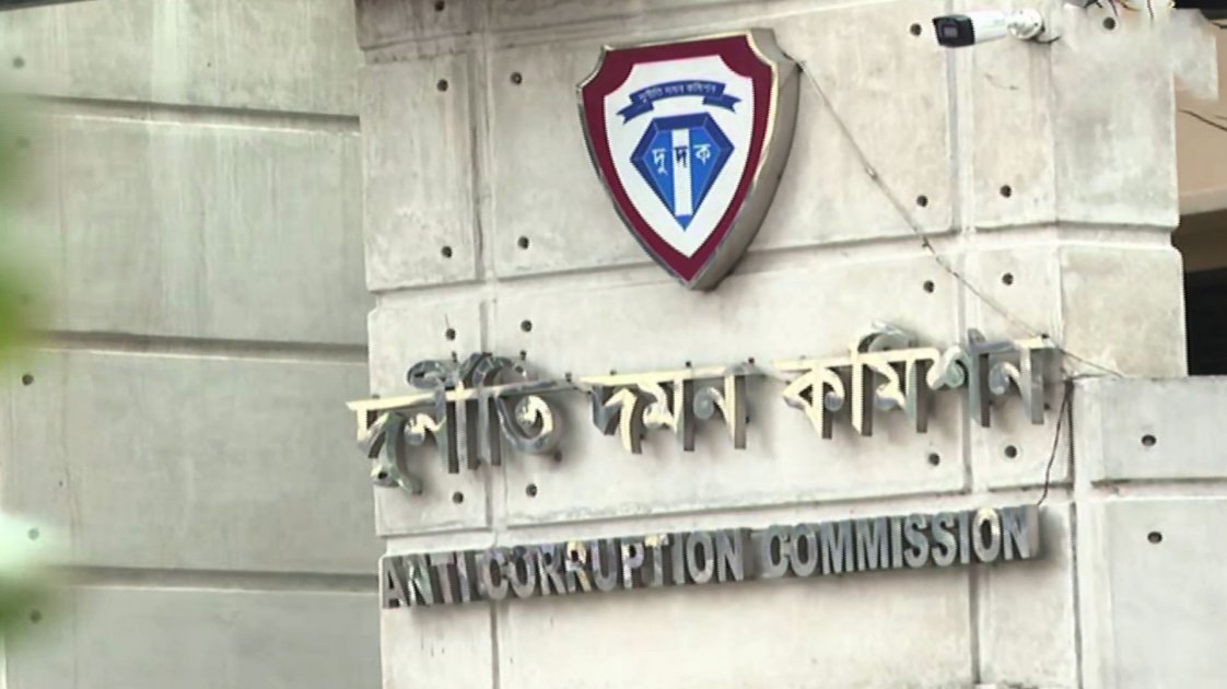 যুব মন্ত্রণালয়ে আসিফ মাহমুদসহ ৪ জনের তথ্য চেয়ে দুদকের চিঠি
