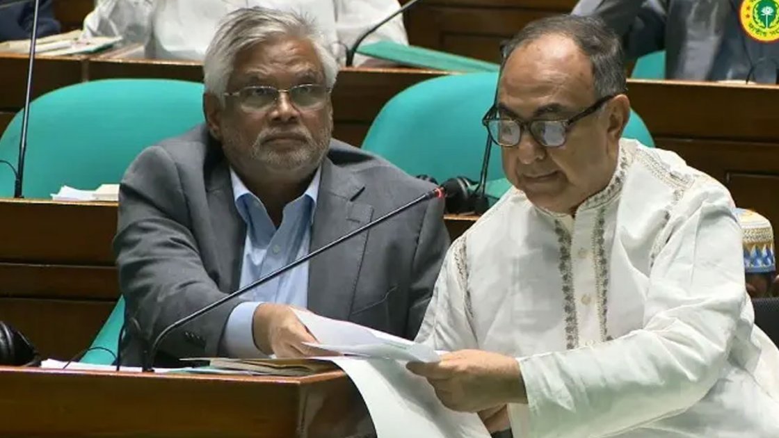 মির্জা আব্বাসের সংসদে প্রত্যাবর্তন: রাজনীতি মানুষের আশা-আকাঙ্ক্ষার প্রতিফলন