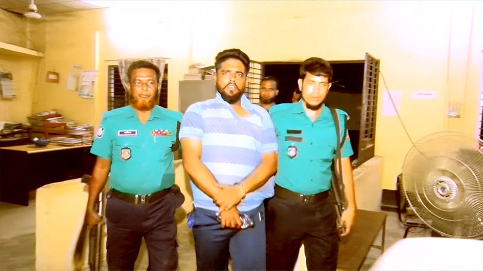 রংপুরে ১৪ মামলার আসামি আনাস সামাদ ইয়াবাসহ গ্রেফতার