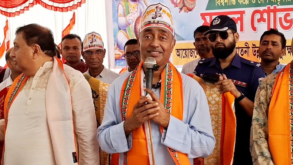 মন্ত্রী আসাদুজ্জামান: সকল ধর্মের মানুষ নির্বিঘ্নে ধর্ম পালন করছে