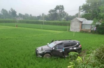 জনপ্রশাসন প্রতিমন্ত্রীর গাড়ি দুর্ঘটনায় নারী গুরুতর আহত