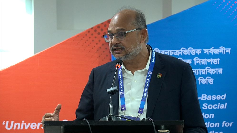 শিল্পায়নমুখী বিনিয়োগে সরকার আর্থিক খাত চাঙ্গা করতে উদ্যোগী
