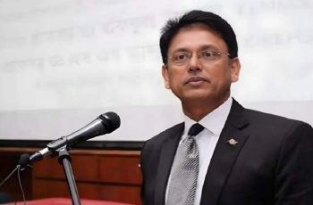 শিক্ষামন্ত্রী বইয়ের প্রতি আসক্তি বৃদ্ধির আহ্বান জানালেন