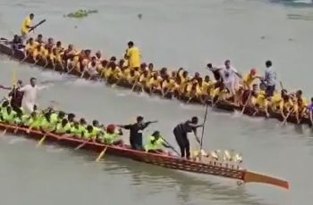 ফরিদপুরের ভাঙ্গায় ঐতিহ্যবাহী নৌকা বাইচ অনুষ্ঠিত