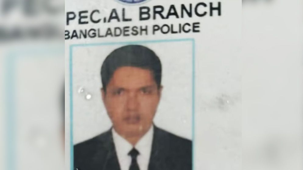 সাভারে পুলিশের এসবি সদস্যকে পিটিয়ে হত্যার অভিযোগ