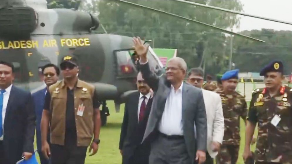 রাষ্ট্রপতি মির্জা ফখরুল ইসলাম আলমগীরের ঠাকুরগাঁও সফর