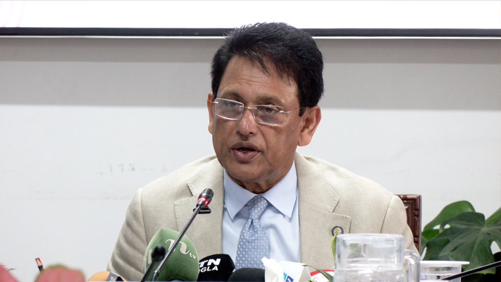 শিক্ষকদের মর্যাদা ও অধিকার সুরক্ষায় নতুন উদ্যোগ গ্রহণ করেছে সরকার