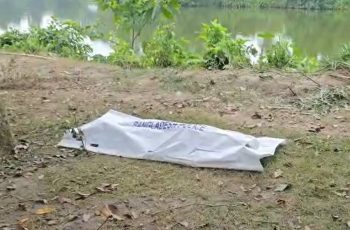 পাবনায় পুকুর থেকে ব্যবসায়ীর গলাকাটা মরদেহ উদ্ধার