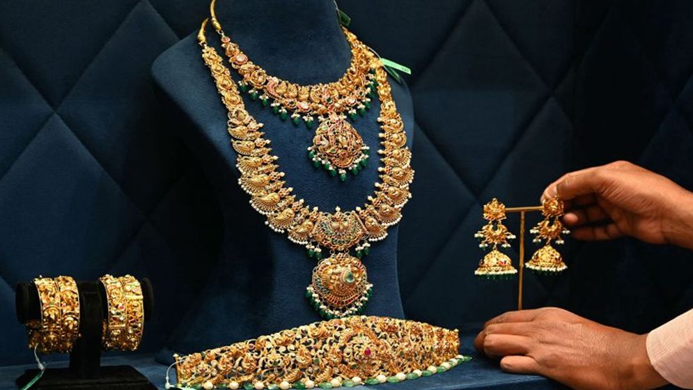 দেশে স্বর্ণের দাম আবারও কমলো, নতুন দাম কার্যকর