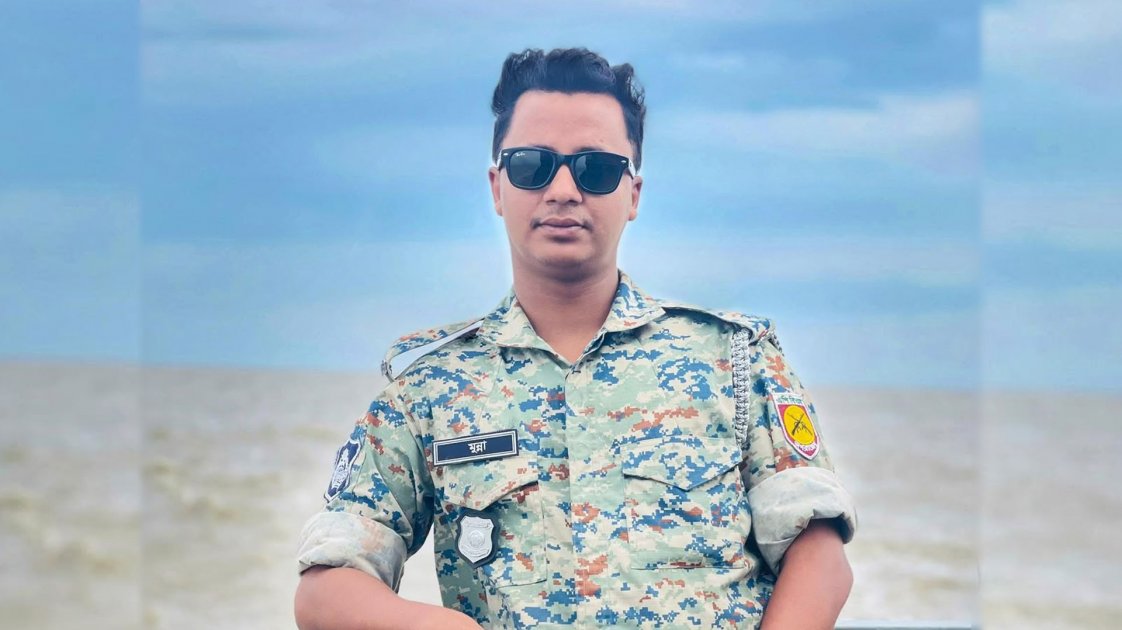 কক্সবাজারে এপিবিএন সদস্যের কাছ থেকে ৫৪ হাজার ইয়াবা জব্দ