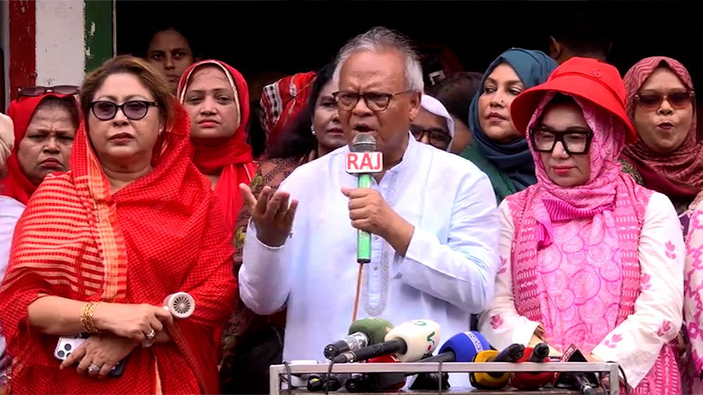 ধর্ষণ ও নারী-শিশু নির্যাতন মুছে দিতে কাজ করবে মহিলা দল: রিজভী
