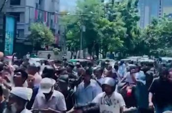 গুলশানে নিষিদ্ধ আওয়ামী লীগের মিছিলে ৩২ জন গ্রেপ্তার