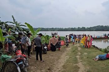 নরসিংদীতে শীতলক্ষ্যা নদীতে ৪ জন নিখোঁজ, ৩ জনের মরদেহ উদ্ধার