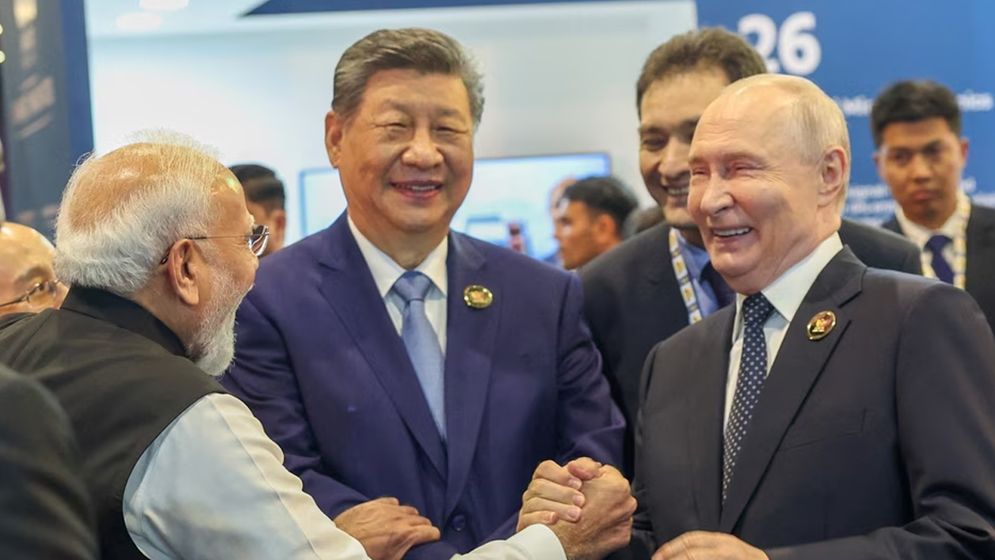 ব্রিকস সম্মেলনে মোদি, পুতিন ও শি'র বন্ধুত্বের দৃশ্যমান দৃঢ়তা